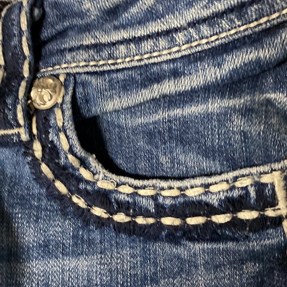 Miss me size 27 skinny jeans. - Picture 6 of 13